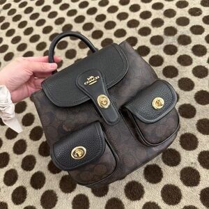 ‼️last one‼️NWT!COACH Hadley Backpack In Signature Canvas(CBH10)fast shipping